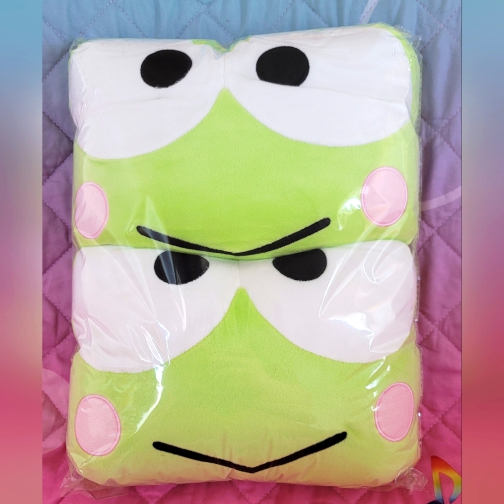 Sanrio Kerokerokeroppi vehicle head rest pillow